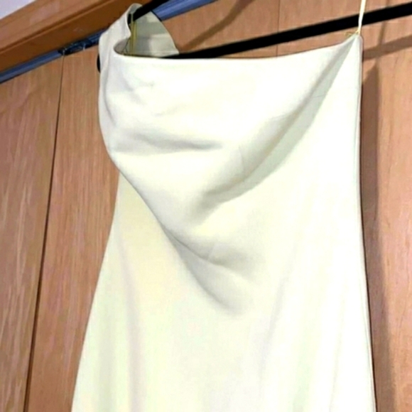 Safiyaa One shoulders Dress - Picture 7 of 16